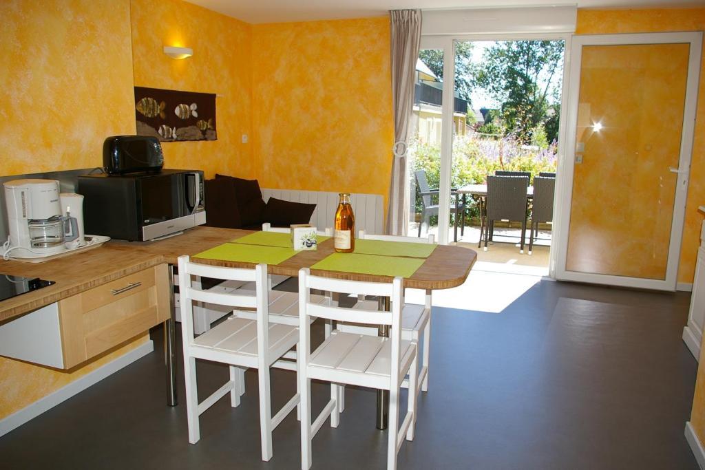 Residence Le Bois Flotte Merville-Franceville-Plage Bilik gambar